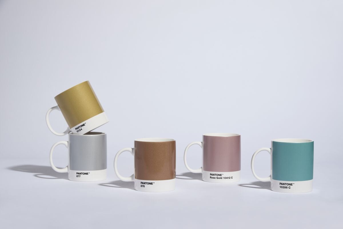 PANTONE Kopp med hank, 375ml, Gold
